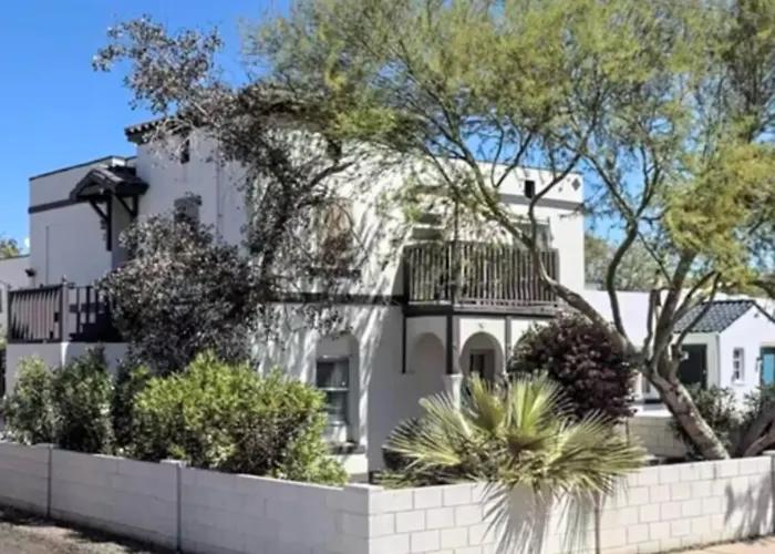 Unit 3 - Roosevelt Row Retreat 1br 1ba Downtown Phoenix
